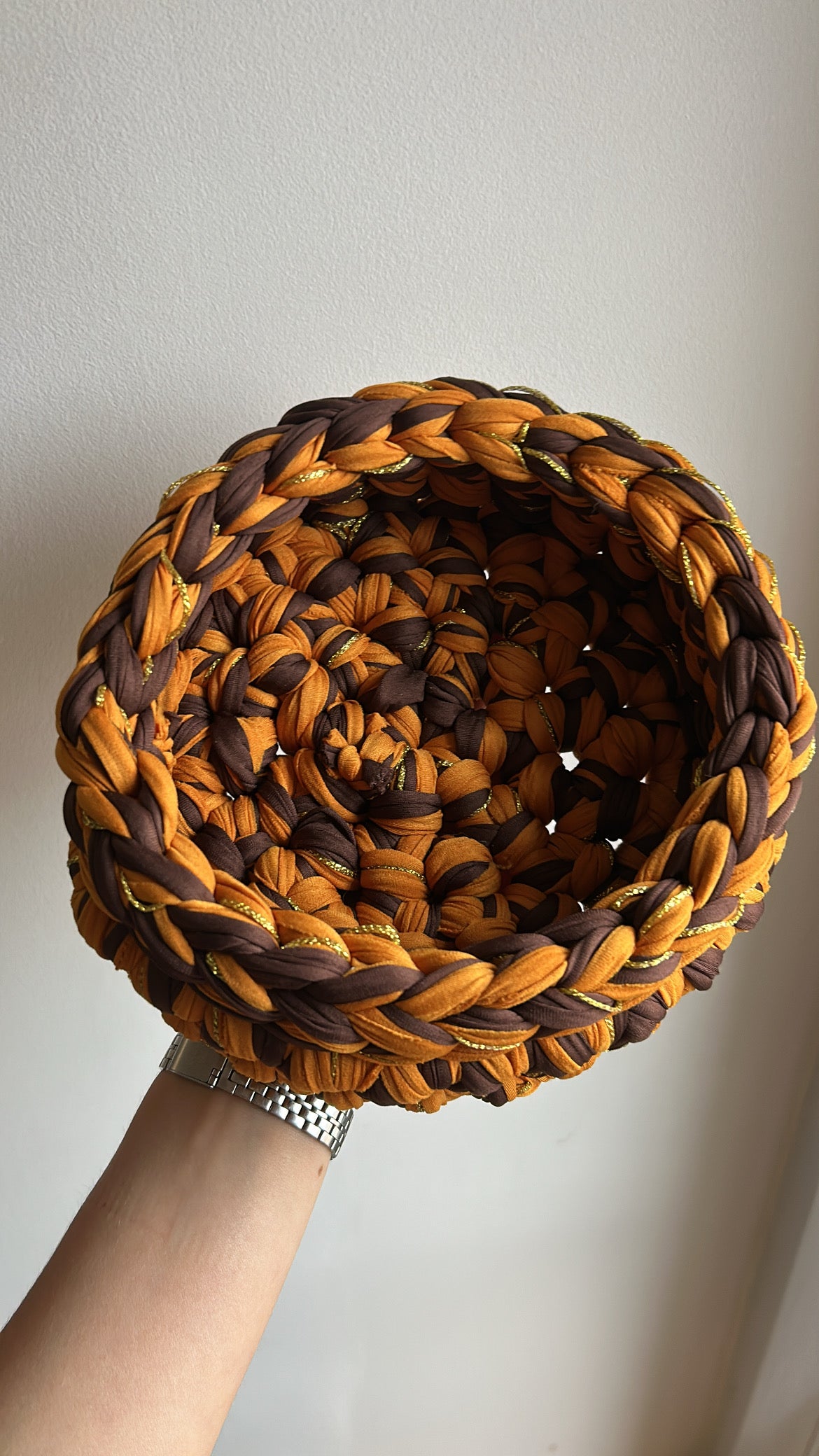 Panier IMERA- Camel, Marron et Fil Doré