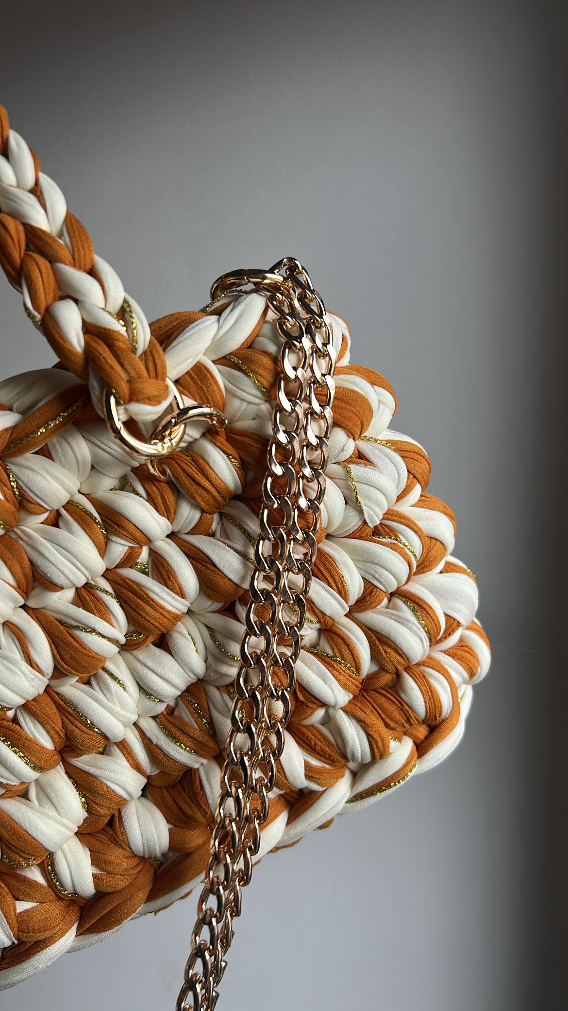 Sac EMIRA - Camel, Blanc Crème et Fil Doré