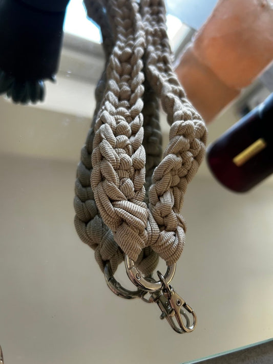 Cordon téléphone / porte - clés – Beige brillant - Le Fil D aimerCordon