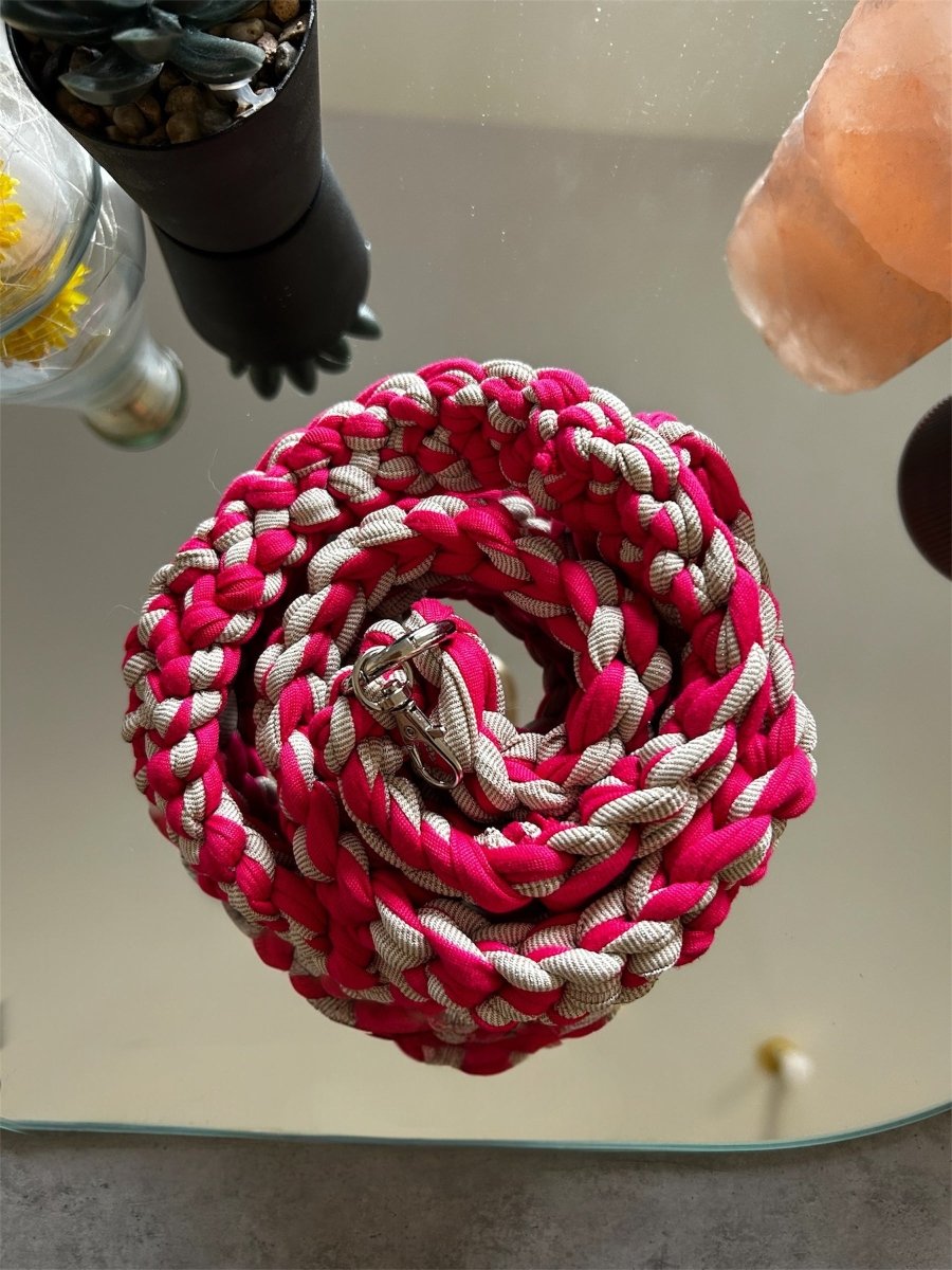 Cordon téléphone / porte - clés crochet – Fuchsia & beige brillant - Le Fil D aimerCordon