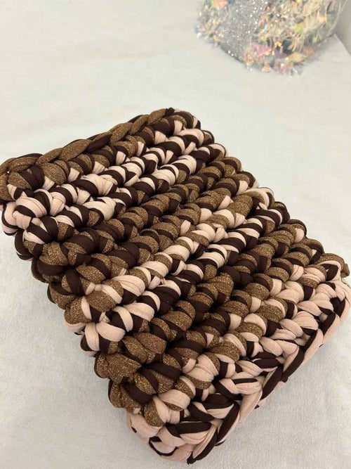 Protège-Livre au Crochet – Beige Brillant et Marron