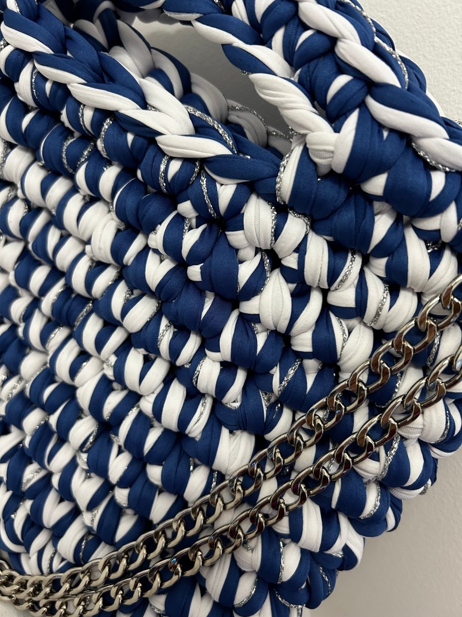 Sac Aimer – Sac à main crochet bleu blanc avec fil argenté scintillant - Le Fil D aimerSac aimer