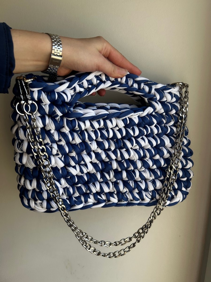 Sac Aimer – Sac à main crochet bleu blanc avec fil argenté scintillant - Le Fil D aimerSac aimer