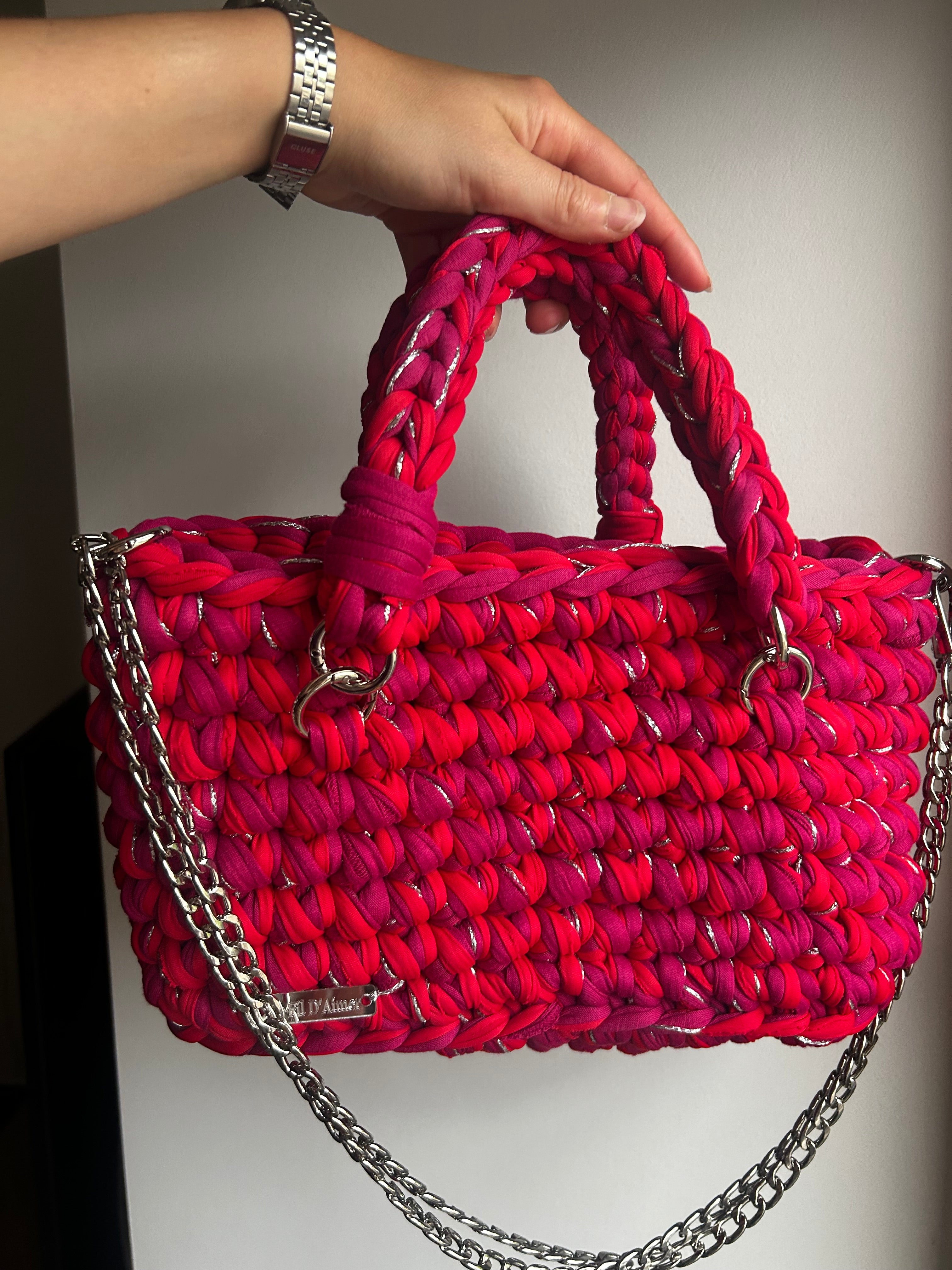 sac au crochet fait a la main tendance le fil d aimer cherry argente rouge 